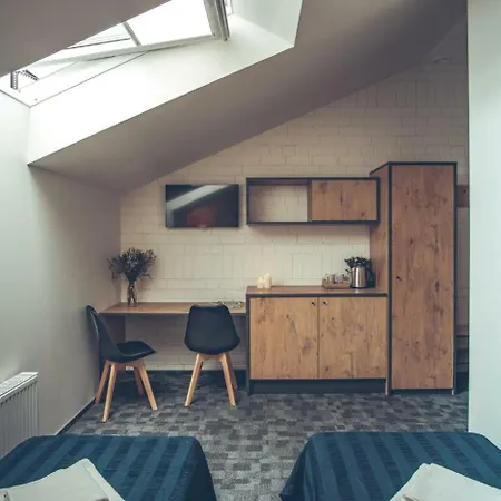 Self Check-in Railway Hotel 3*