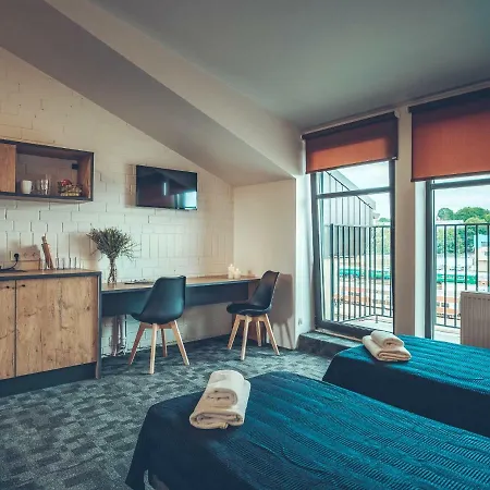 酒店 Self Check-in Railway