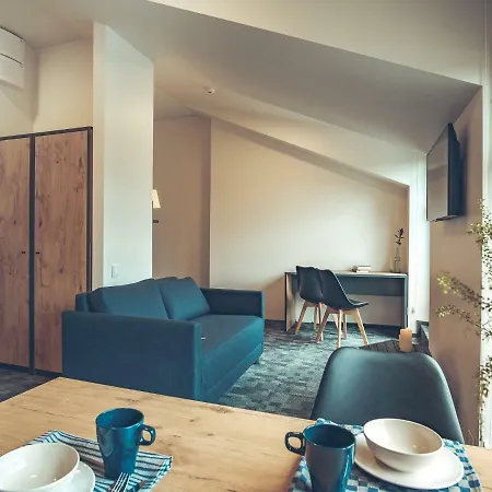 Self Check-in Railway Hotel 3*