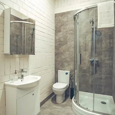 Self Check-in Railway Hotel