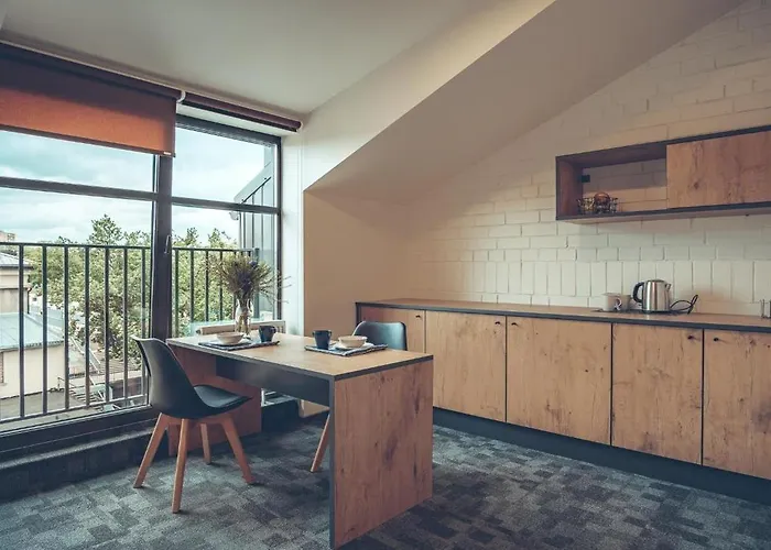 Self Check-in Railway Готель Вільнюс